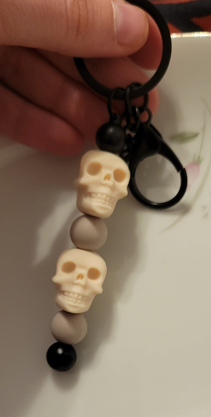 Frank's Debut Skull Keychain Bars